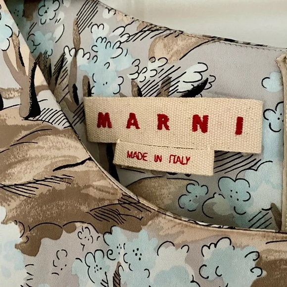 Marni Dress Size 42 Us 8
Patterned with trees in beige, light blue and brown. - Picture 3 of 8